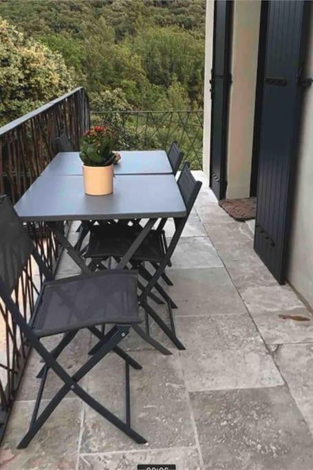 Apartament Loft Pied De Coline Au Calme Ginasservis Zewnętrze zdjęcie